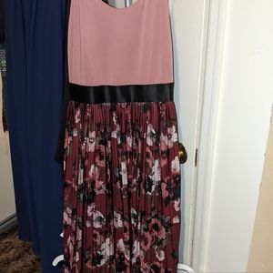 *final sale* Floral midi dress